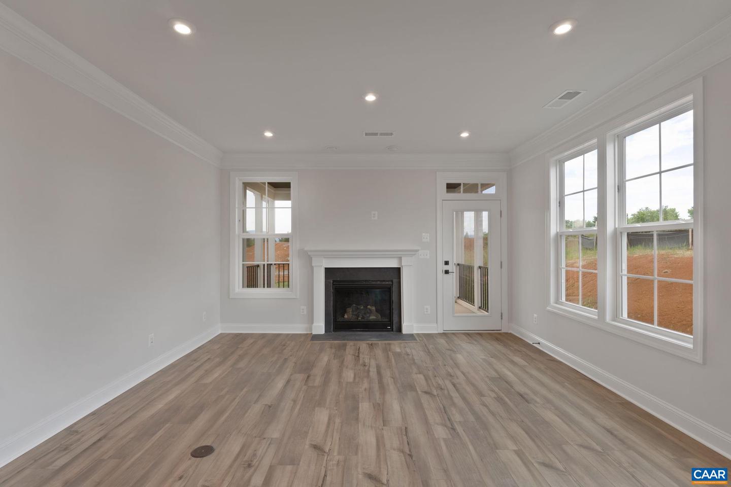 81 SPRINGDALE RD, WAYNESBORO, Virginia 22980, 3 Bedrooms Bedrooms, ,2 BathroomsBathrooms,Residential,For sale,81 SPRINGDALE RD,672224 MLS # 672224