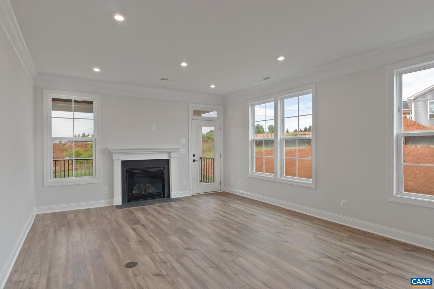 81 SPRINGDALE RD, WAYNESBORO, Virginia 22980, 3 Bedrooms Bedrooms, ,2 BathroomsBathrooms,Residential,For sale,81 SPRINGDALE RD,672224 MLS # 672224