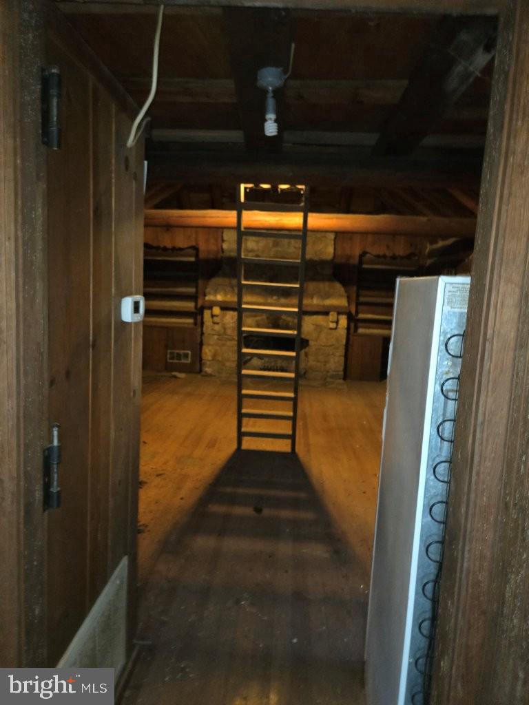 934 COMMANDER DR, ROANOKE, Virginia 24019, 6 Bedrooms Bedrooms, 30 Rooms Rooms,7 BathroomsBathrooms,Residential,For sale,934 COMMANDER DR,VARK2000056 MLS # VARK2000056