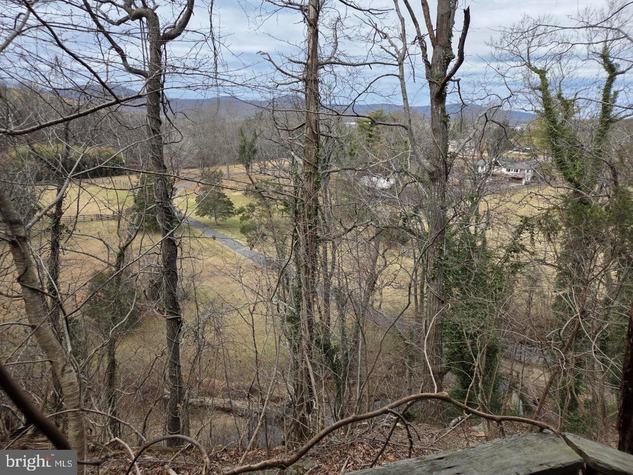 934 COMMANDER DR, ROANOKE, Virginia 24019, 6 Bedrooms Bedrooms, 30 Rooms Rooms,7 BathroomsBathrooms,Residential,For sale,934 COMMANDER DR,VARK2000056 MLS # VARK2000056