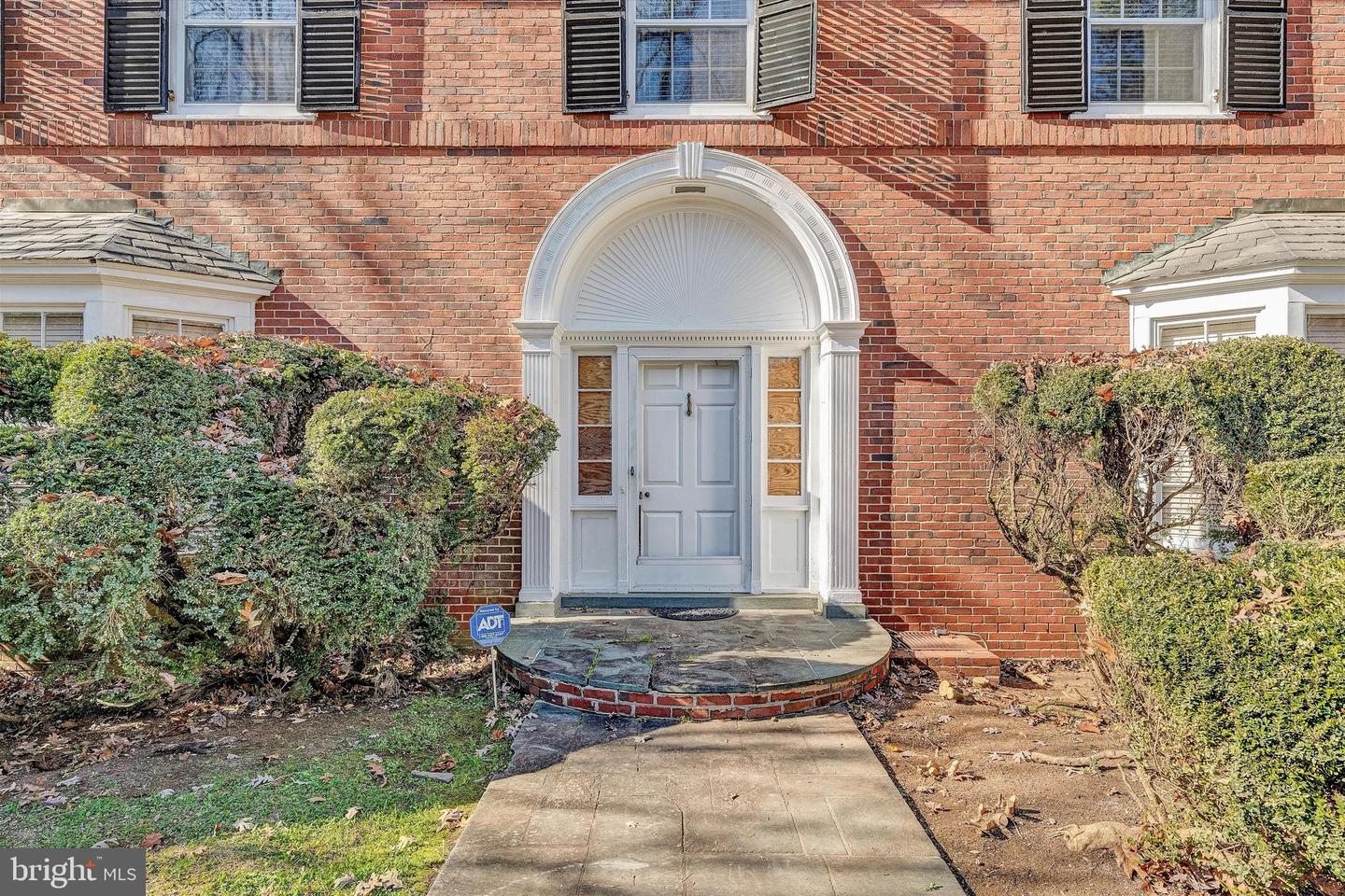 934 COMMANDER DR, ROANOKE, Virginia 24019, 6 Bedrooms Bedrooms, 30 Rooms Rooms,7 BathroomsBathrooms,Residential,For sale,934 COMMANDER DR,VARK2000056 MLS # VARK2000056 934 COMMANDER DR, ROANOKE, Virginia 24019, 6 Bedrooms Bedrooms, 30 Rooms Rooms,7 BathroomsBathrooms,Residential,For sale,934 COMMANDER DR,VARK2000056 MLS # VARK2000056