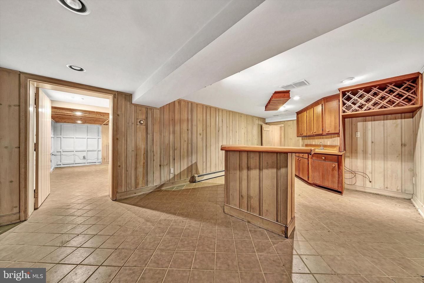 934 COMMANDER DR, ROANOKE, Virginia 24019, 6 Bedrooms Bedrooms, 30 Rooms Rooms,7 BathroomsBathrooms,Residential,For sale,934 COMMANDER DR,VARK2000056 MLS # VARK2000056 934 COMMANDER DR, ROANOKE, Virginia 24019, 6 Bedrooms Bedrooms, 30 Rooms Rooms,7 BathroomsBathrooms,Residential,For sale,934 COMMANDER DR,VARK2000056 MLS # VARK2000056