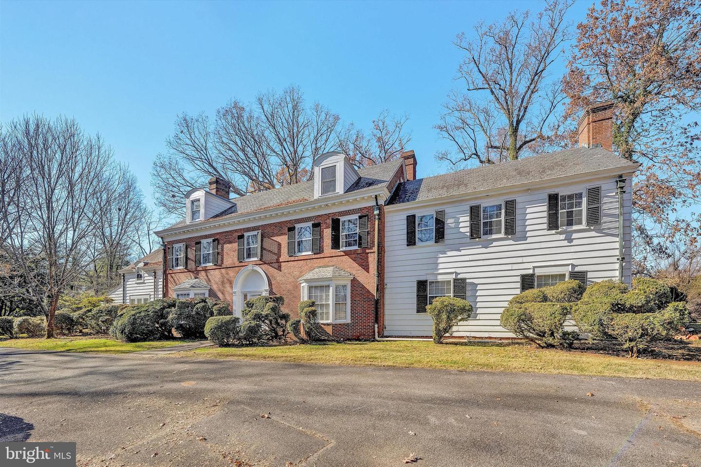 934 COMMANDER DR, ROANOKE, Virginia 24019, 6 Bedrooms Bedrooms, 30 Rooms Rooms,7 BathroomsBathrooms,Residential,For sale,934 COMMANDER DR,VARK2000056 MLS # VARK2000056 934 COMMANDER DR, ROANOKE, Virginia 24019, 6 Bedrooms Bedrooms, 30 Rooms Rooms,7 BathroomsBathrooms,Residential,For sale,934 COMMANDER DR,VARK2000056 MLS # VARK2000056
