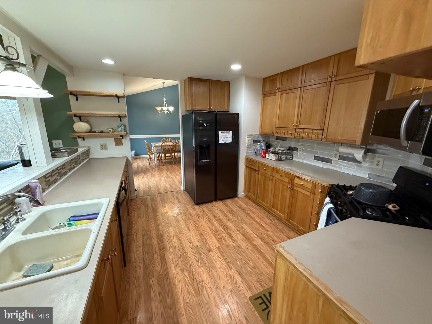 521 NORTHERN SPY DR, LINDEN, Virginia 22642, 4 Bedrooms Bedrooms, ,3 BathroomsBathrooms,Residential,For sale,521 NORTHERN SPY DR,VAWR2013058 MLS # VAWR2013058