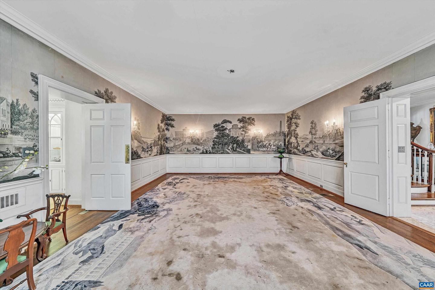 934 COMMANDER DR, ROANOKE, Virginia 24019, 6 Bedrooms Bedrooms, ,7 BathroomsBathrooms,Residential,For sale,934 COMMANDER DR,672230 MLS # 672230