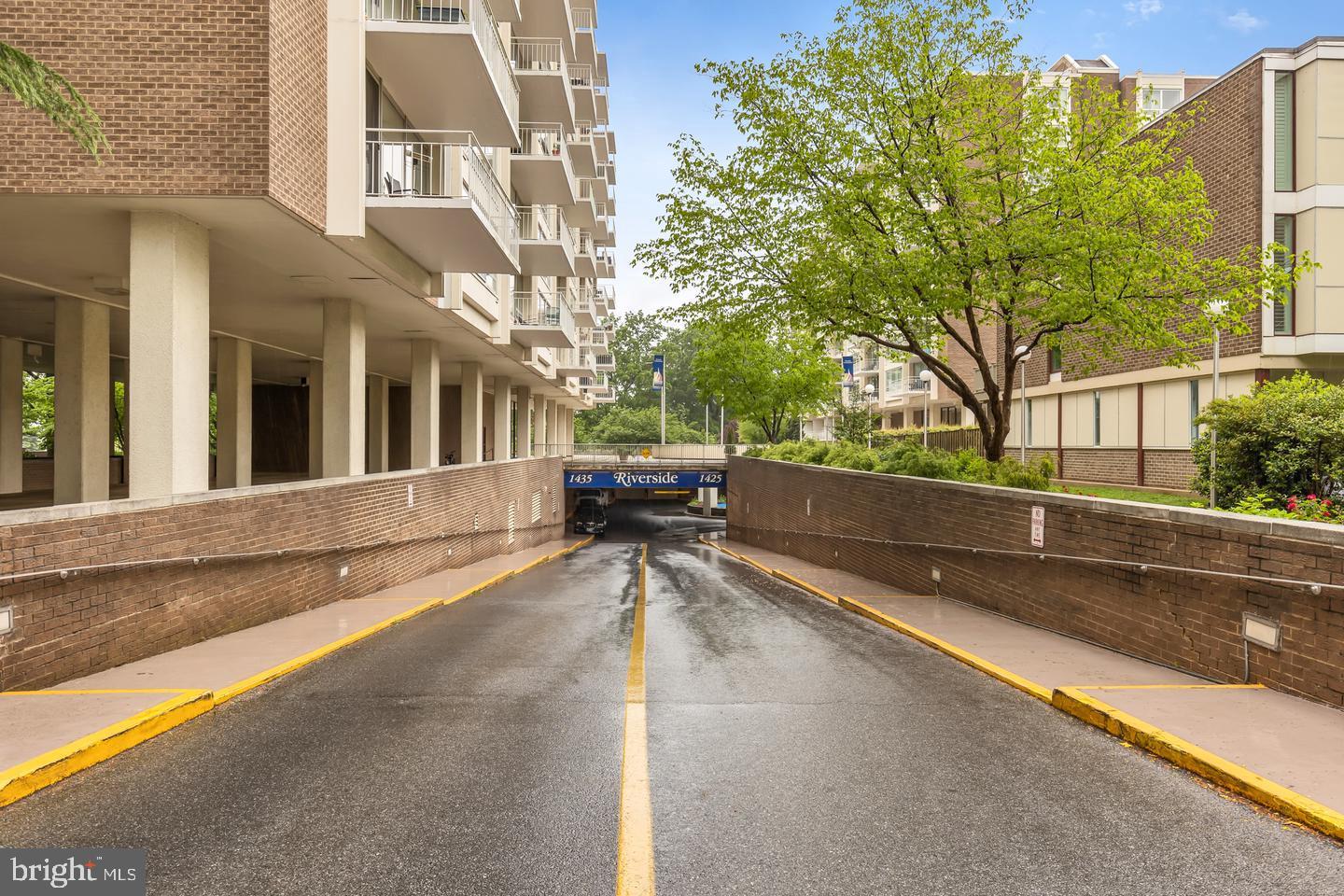 1425 4TH ST SW #A502, WASHINGTON, District Of Columbia 20024, ,1 BathroomBathrooms,Residential,For sale,1425 4TH ST SW #A502,DCDC2240102 MLS # DCDC2240102 1425 4TH ST SW #A502, WASHINGTON, District Of Columbia 20024, ,1 BathroomBathrooms,Residential,For sale,1425 4TH ST SW #A502,DCDC2240102 MLS # DCDC2240102