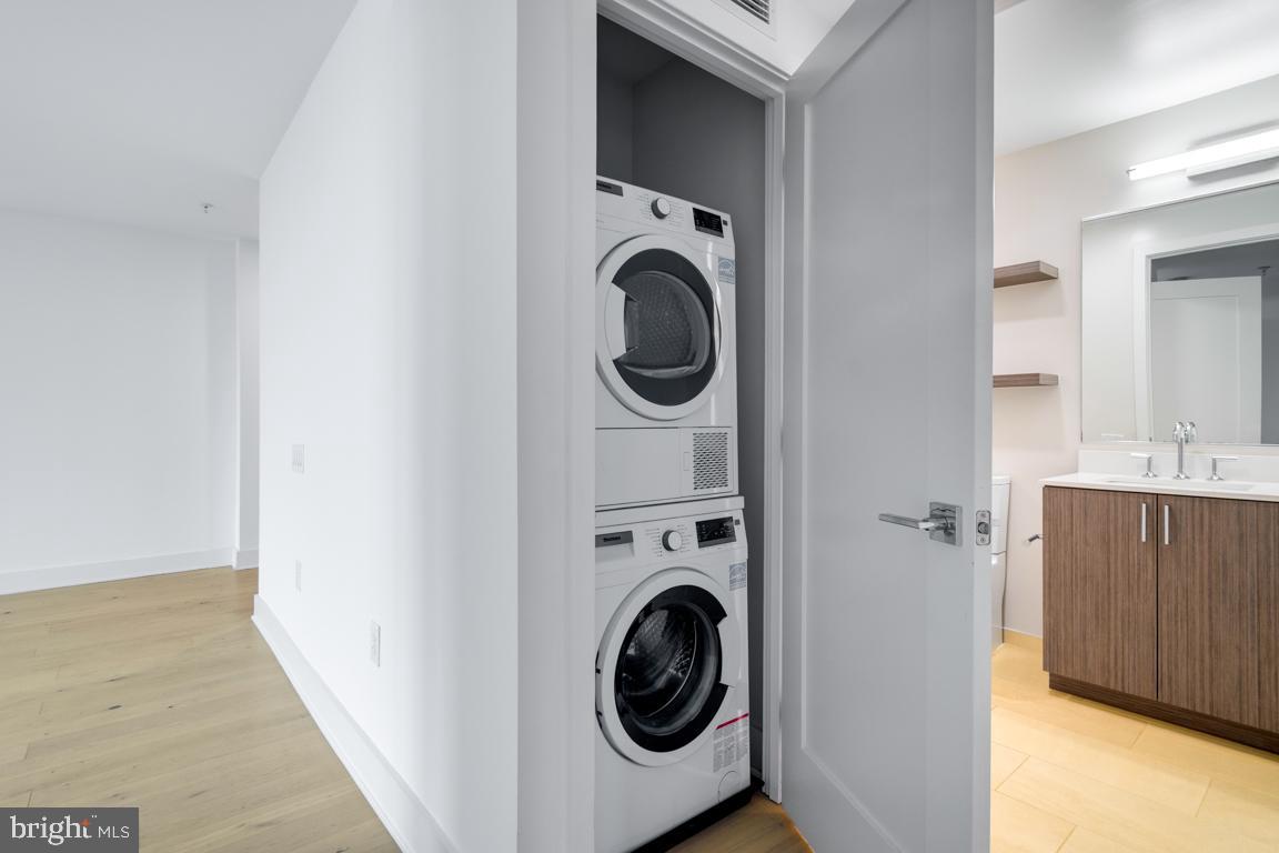 1211 VAN ST SE #806, WASHINGTON, District Of Columbia 20003, 2 Bedrooms Bedrooms, ,2 BathroomsBathrooms,Residential,For sale,1211 VAN ST SE #806,DCDC2240108 MLS # DCDC2240108