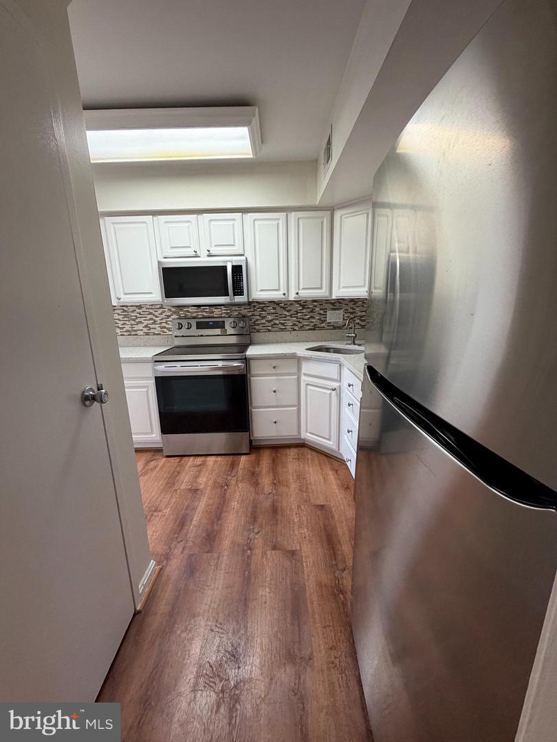 4597 LOGSDON DR #36, ANNANDALE, Virginia 22003, 3 Bedrooms Bedrooms, ,2 BathroomsBathrooms,Residential,For sale,4597 LOGSDON DR #36,VAFX2284520 MLS # VAFX2284520