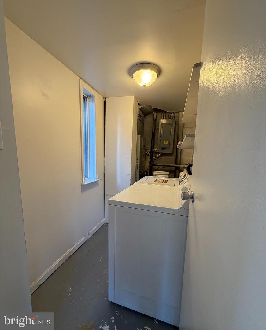 4597 LOGSDON DR #36, ANNANDALE, Virginia 22003, 3 Bedrooms Bedrooms, ,2 BathroomsBathrooms,Residential,For sale,4597 LOGSDON DR #36,VAFX2284520 MLS # VAFX2284520