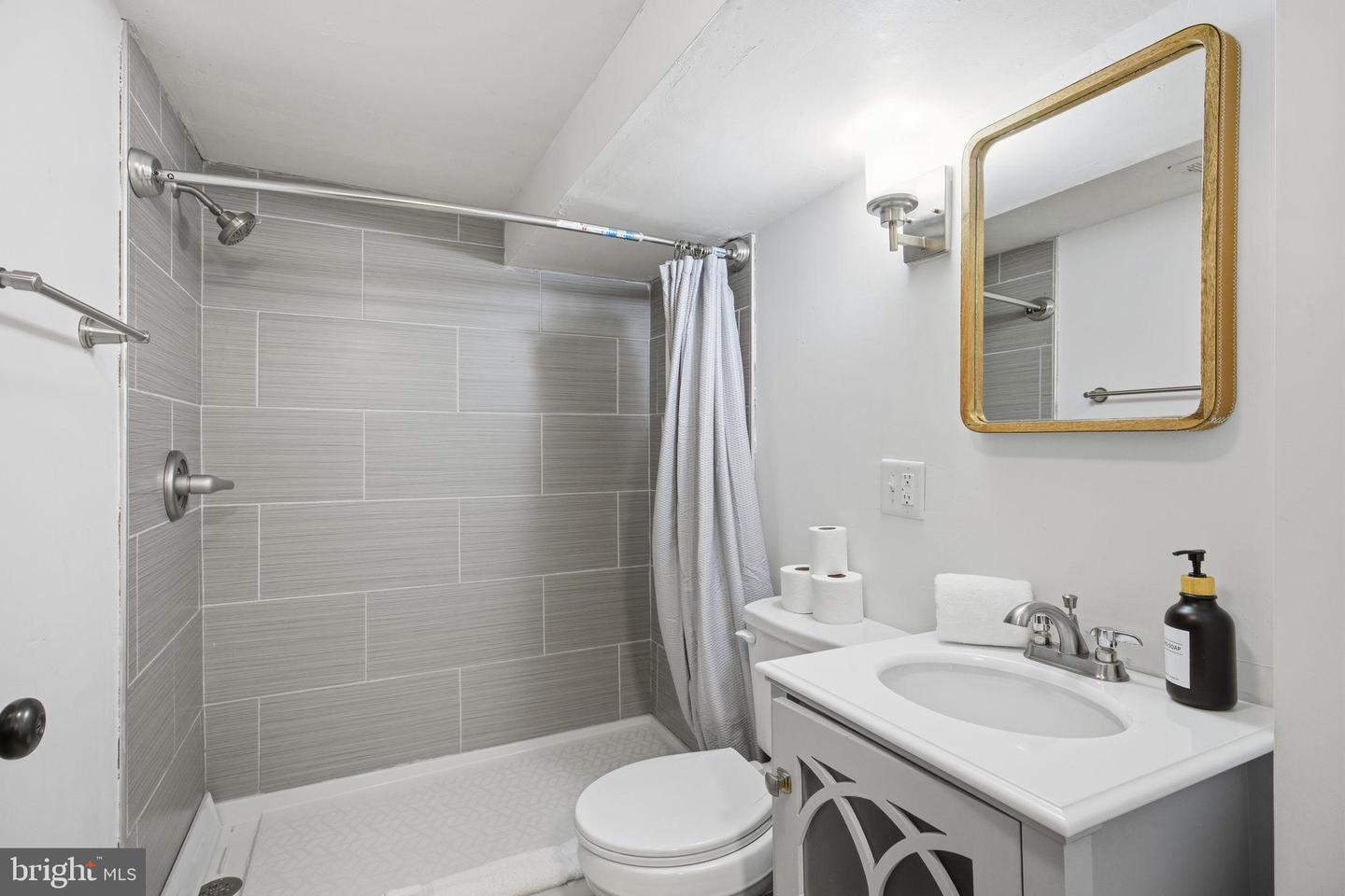 3635 RIVERBEND DR, ELKTON, Virginia 22827, 5 Bedrooms Bedrooms, 8 Rooms Rooms,3 BathroomsBathrooms,Residential,For sale,3635 RIVERBEND DR,VARO2002786 MLS # VARO2002786