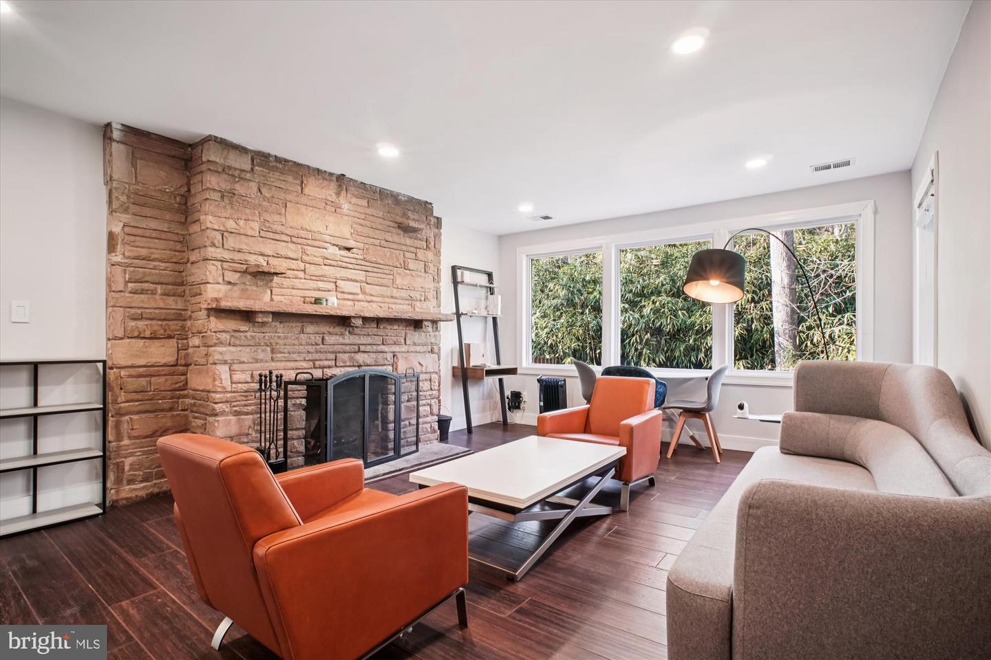 8112 ACCOTINK DR, ANNANDALE, Virginia 22003, 3 Bedrooms Bedrooms, ,2 BathroomsBathrooms,Residential,For sale,8112 ACCOTINK DR,VAFX2284528 MLS # VAFX2284528