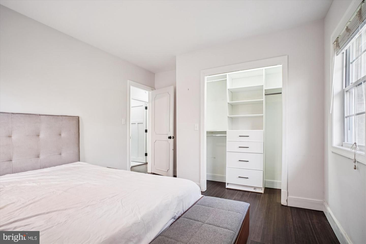 8112 ACCOTINK DR, ANNANDALE, Virginia 22003, 3 Bedrooms Bedrooms, ,2 BathroomsBathrooms,Residential,For sale,8112 ACCOTINK DR,VAFX2284528 MLS # VAFX2284528