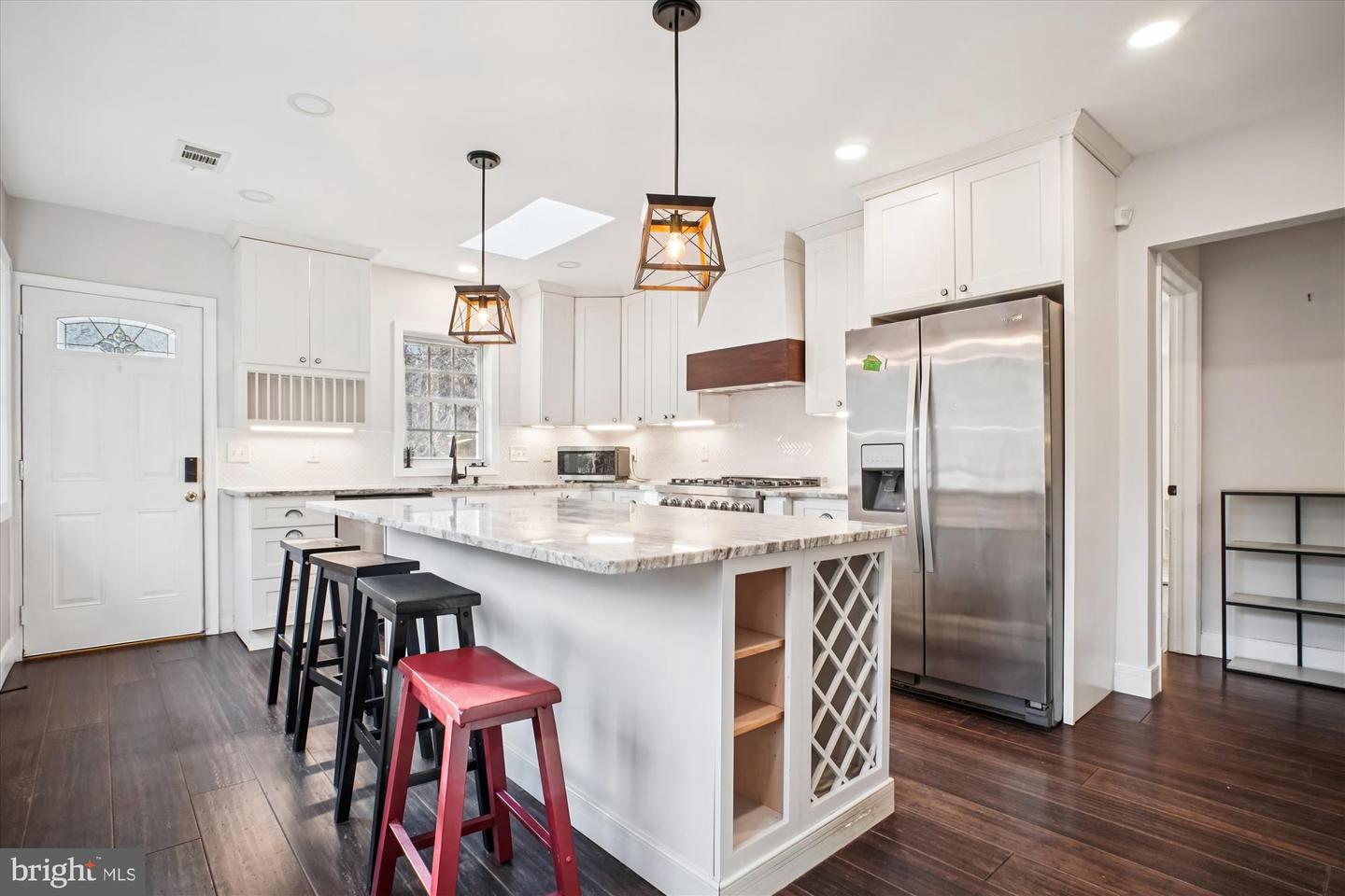 8112 ACCOTINK DR, ANNANDALE, Virginia 22003, 3 Bedrooms Bedrooms, ,2 BathroomsBathrooms,Residential,For sale,8112 ACCOTINK DR,VAFX2284528 MLS # VAFX2284528