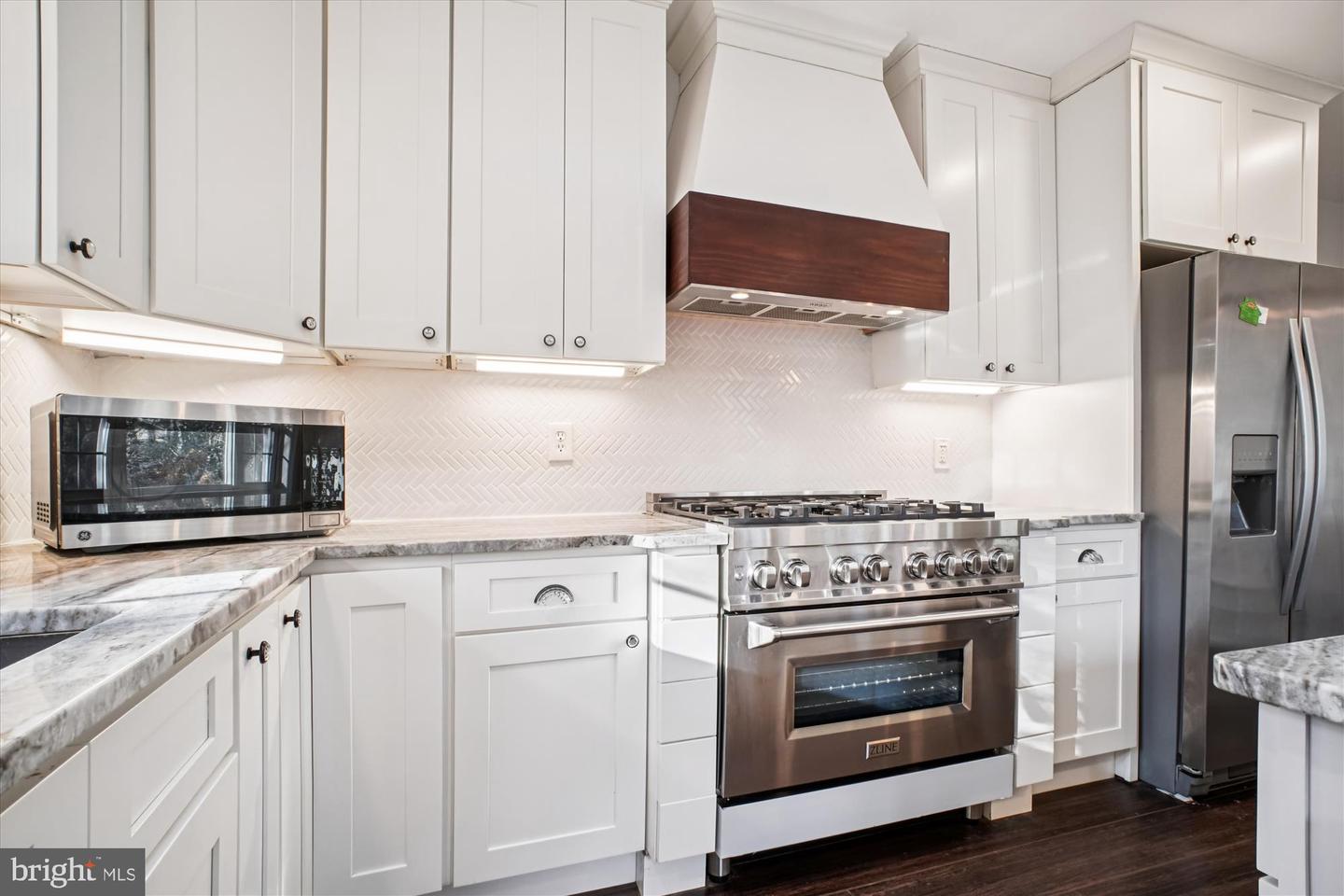 8112 ACCOTINK DR, ANNANDALE, Virginia 22003, 3 Bedrooms Bedrooms, ,2 BathroomsBathrooms,Residential,For sale,8112 ACCOTINK DR,VAFX2284528 MLS # VAFX2284528