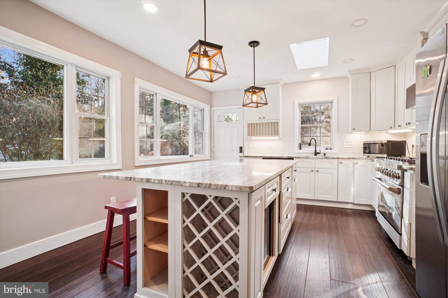 8112 ACCOTINK DR, ANNANDALE, Virginia 22003, 3 Bedrooms Bedrooms, ,2 BathroomsBathrooms,Residential,For sale,8112 ACCOTINK DR,VAFX2284528 MLS # VAFX2284528