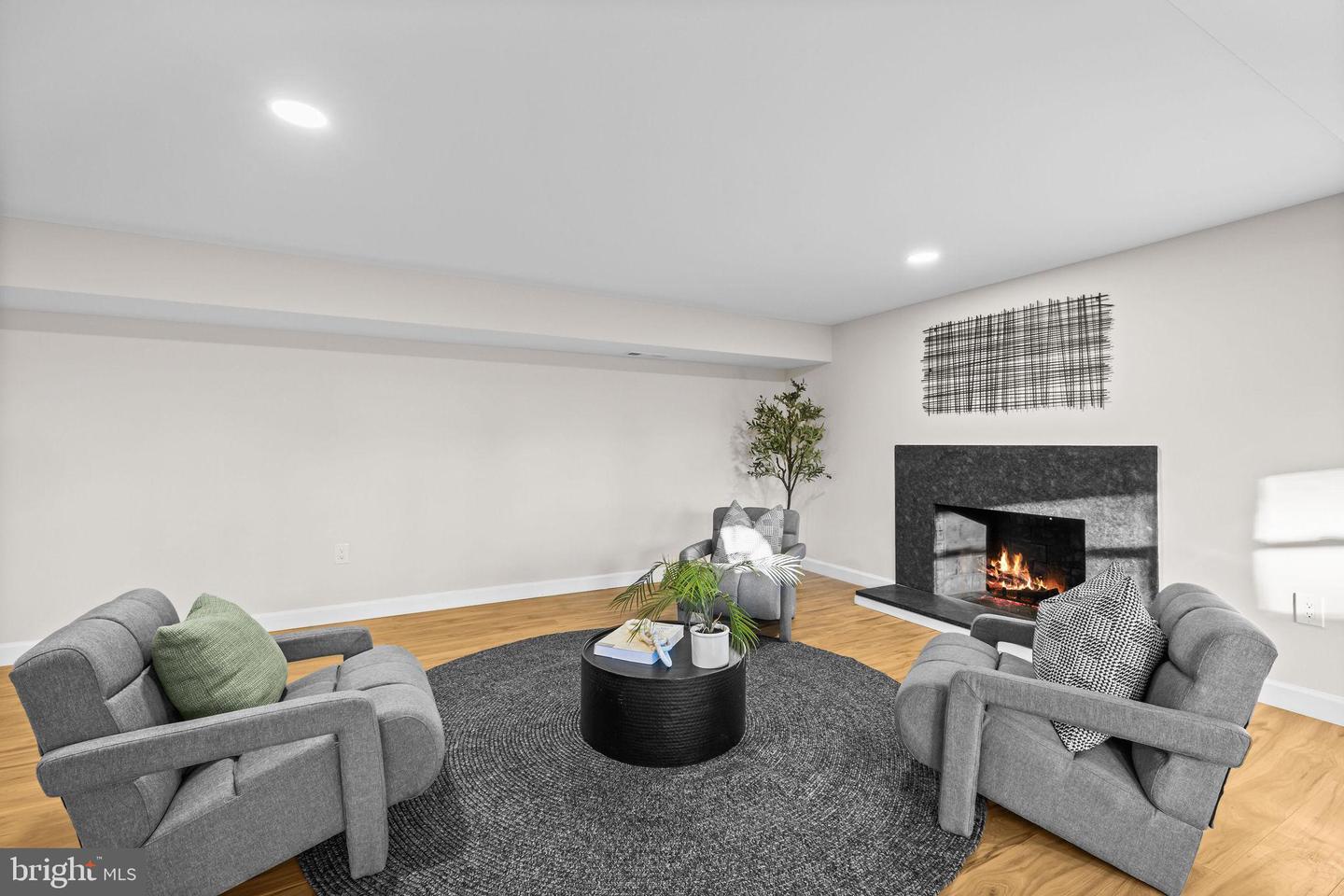 4405 LAUREL RD, ALEXANDRIA, Virginia 22309, 4 Bedrooms Bedrooms, ,3 BathroomsBathrooms,Residential,For sale,4405 LAUREL RD,VAFX2284544 MLS # VAFX2284544