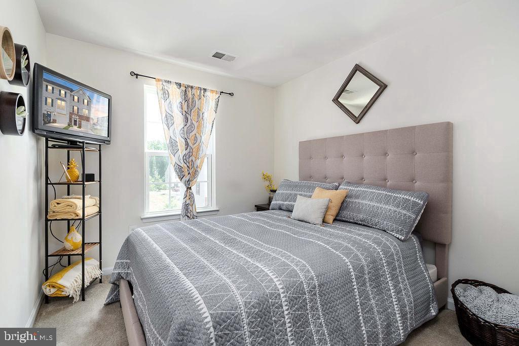 210 STREAMVIEW DR, FREDERICKSBURG, Virginia 22405, 3 Bedrooms Bedrooms, ,2 BathroomsBathrooms,Residential,For sale,210 STREAMVIEW DR,VAST2045066 MLS # VAST2045066