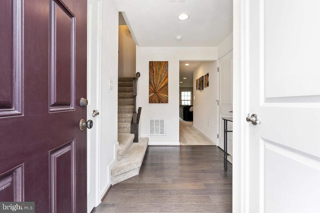 210 STREAMVIEW DR, FREDERICKSBURG, Virginia 22405, 3 Bedrooms Bedrooms, ,2 BathroomsBathrooms,Residential,For sale,210 STREAMVIEW DR,VAST2045066 MLS # VAST2045066