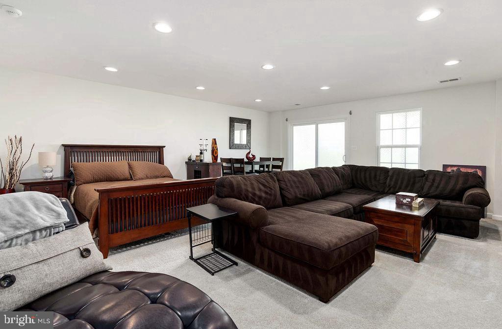 210 STREAMVIEW DR, FREDERICKSBURG, Virginia 22405, 3 Bedrooms Bedrooms, ,2 BathroomsBathrooms,Residential,For sale,210 STREAMVIEW DR,VAST2045066 MLS # VAST2045066