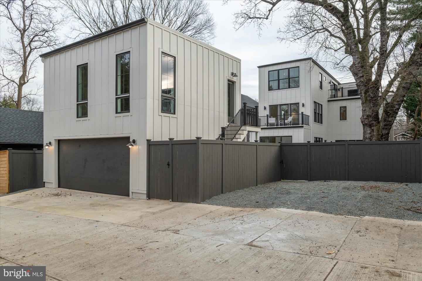 3709 BRANDYWINE ST NW, WASHINGTON, District Of Columbia 20016, 6 Bedrooms Bedrooms, ,6 BathroomsBathrooms,Residential,For sale,3709 BRANDYWINE ST NW,DCDC2170036 MLS # DCDC2170036 3709 BRANDYWINE ST NW, WASHINGTON, District Of Columbia 20016, 6 Bedrooms Bedrooms, ,6 BathroomsBathrooms,Residential,For sale,3709 BRANDYWINE ST NW,DCDC2170036 MLS # DCDC2170036