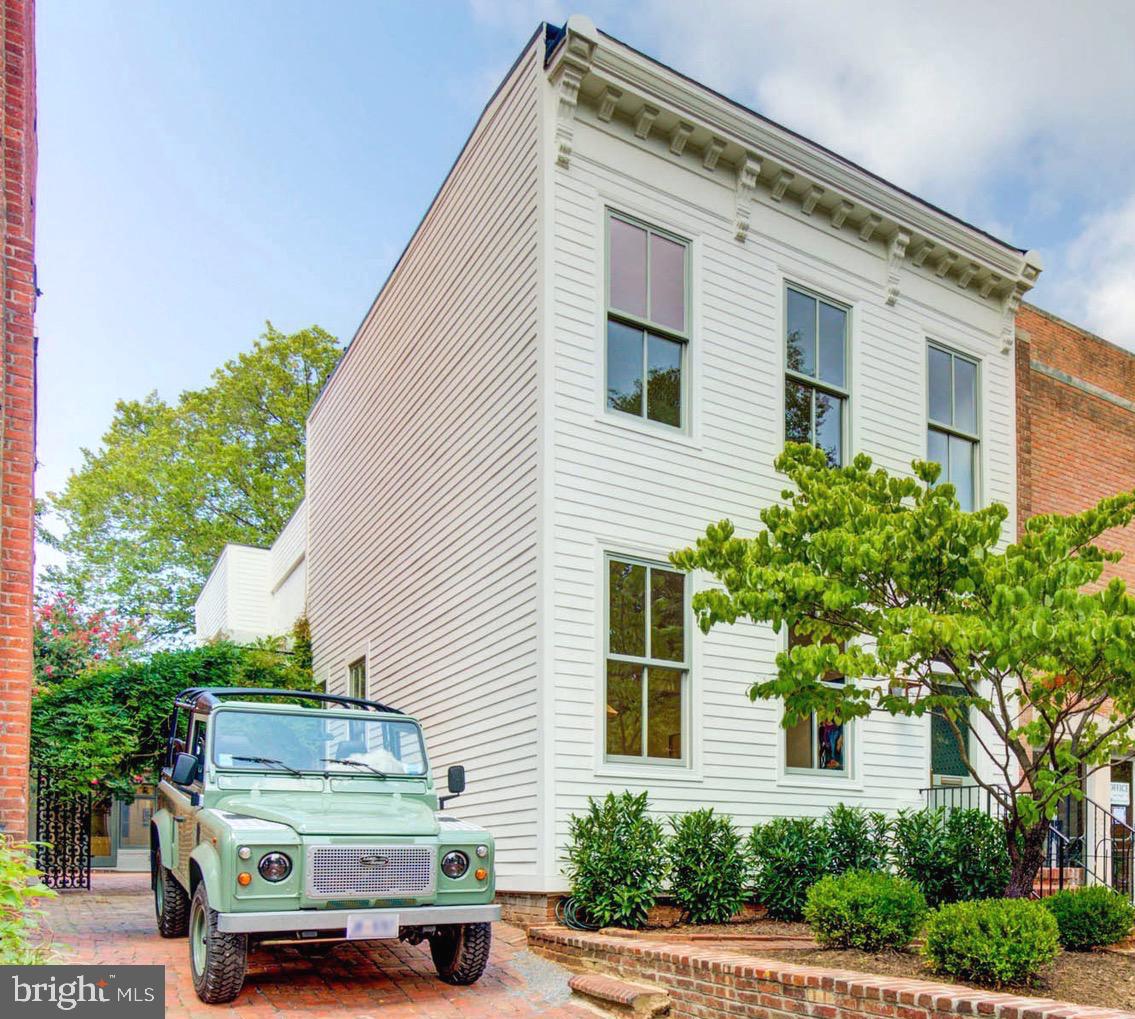 311 5TH ST SE, WASHINGTON, District Of Columbia 20003, 5 Bedrooms Bedrooms, ,3 BathroomsBathrooms,Residential,For sale,311 5TH ST SE,DCDC2206936 MLS # DCDC2206936