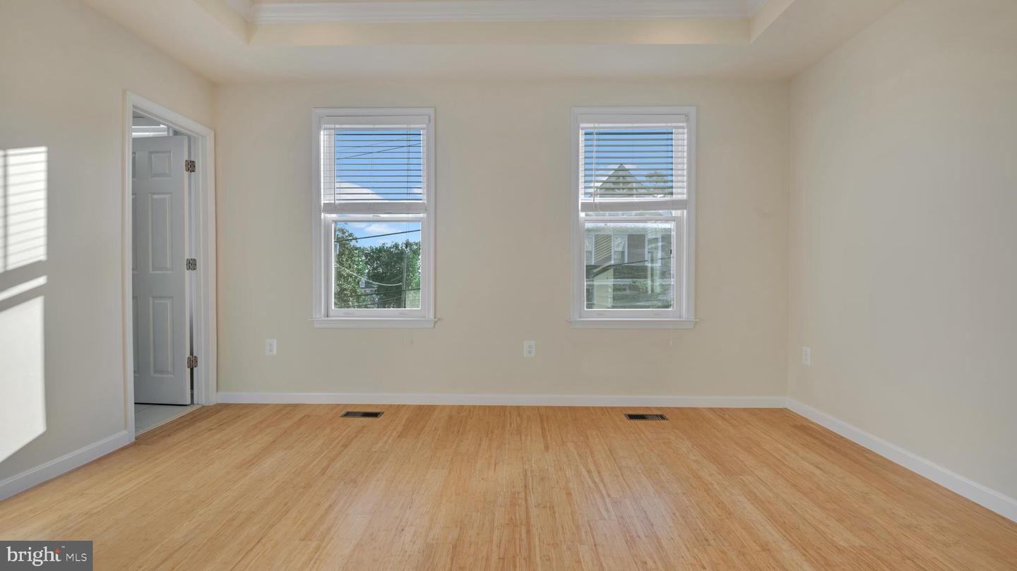 1337 MAPLE VIEW PL SE, WASHINGTON, District Of Columbia 20020, 3 Bedrooms Bedrooms, ,2 BathroomsBathrooms,Residential,For sale,1337 MAPLE VIEW PL SE,DCDC2210998 MLS # DCDC2210998