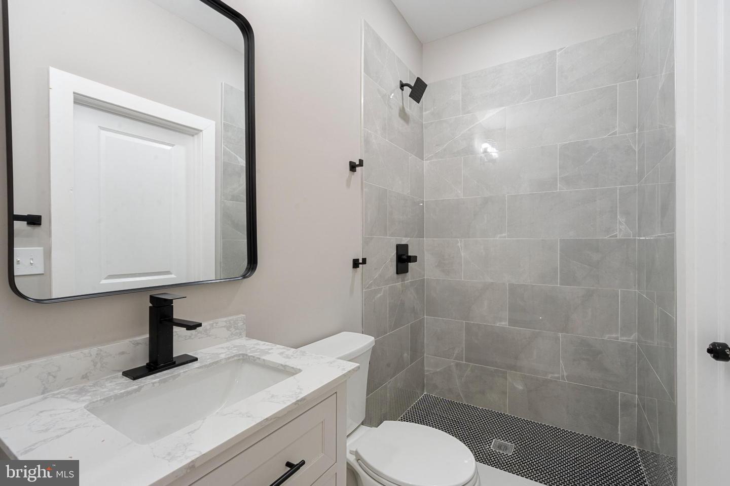 2316 MONROE ST NE, WASHINGTON, District Of Columbia 20018, 5 Bedrooms Bedrooms, 12 Rooms Rooms,4 BathroomsBathrooms,Residential,For sale,2316 MONROE ST NE,DCDC2215516 MLS # DCDC2215516