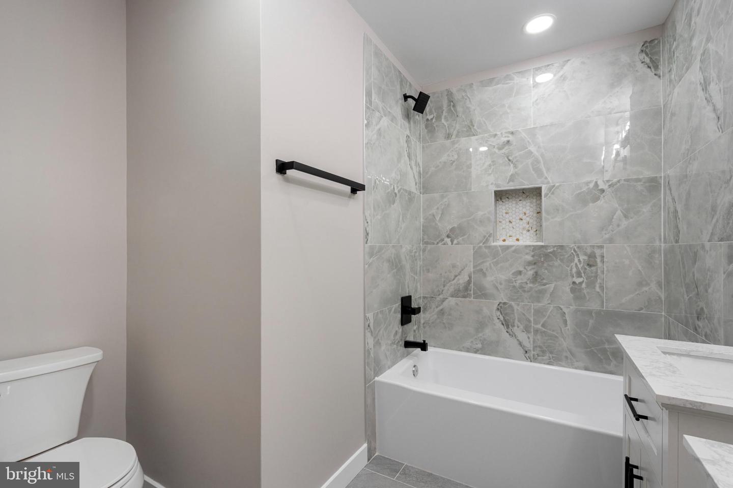 2316 MONROE ST NE, WASHINGTON, District Of Columbia 20018, 5 Bedrooms Bedrooms, 12 Rooms Rooms,4 BathroomsBathrooms,Residential,For sale,2316 MONROE ST NE,DCDC2215516 MLS # DCDC2215516