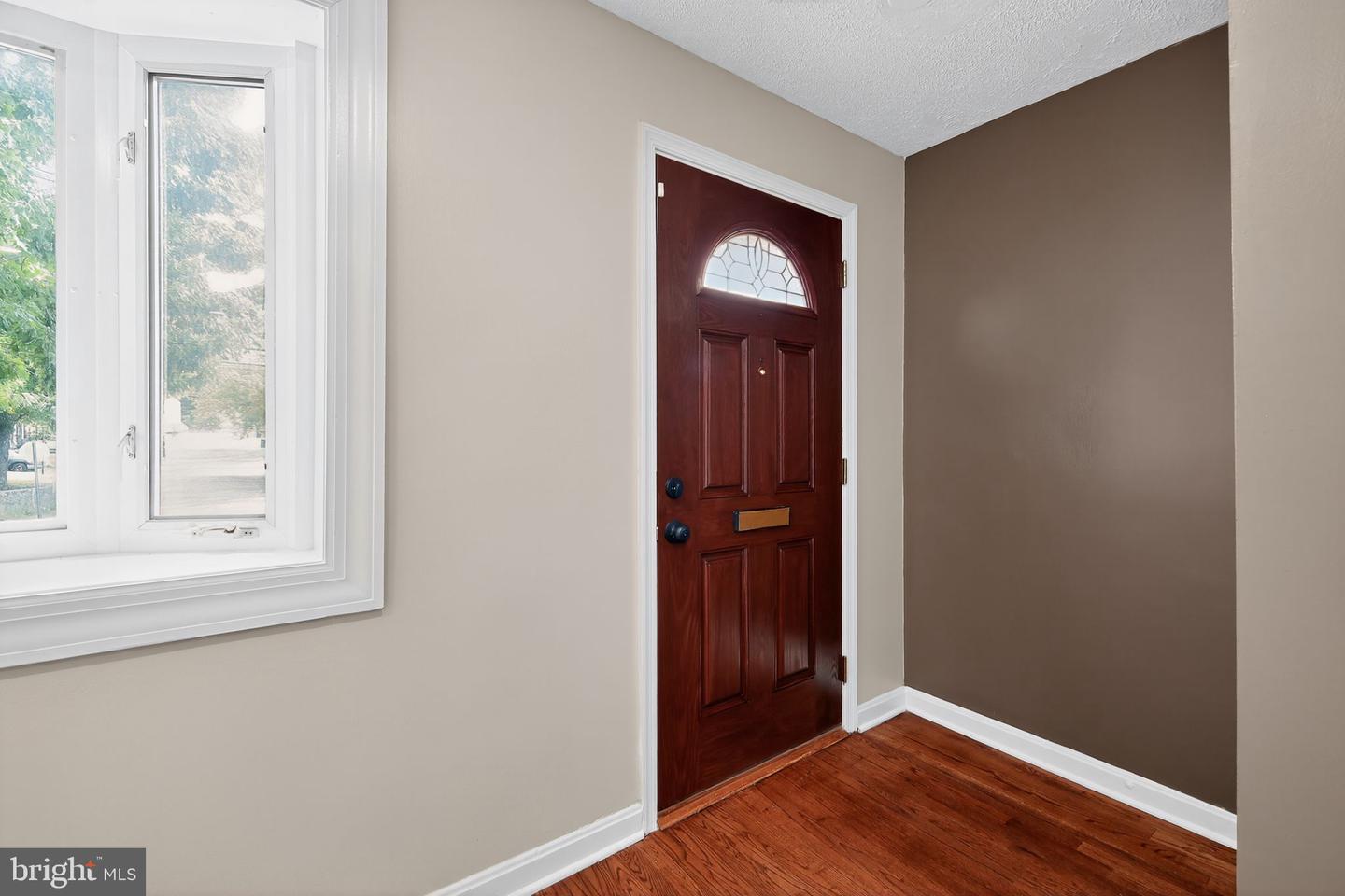 4238 SOUTHERN AVE SE, WASHINGTON, District Of Columbia 20019, 4 Bedrooms Bedrooms, ,2 BathroomsBathrooms,Residential,For sale,4238 SOUTHERN AVE SE,DCDC2217352 MLS # DCDC2217352