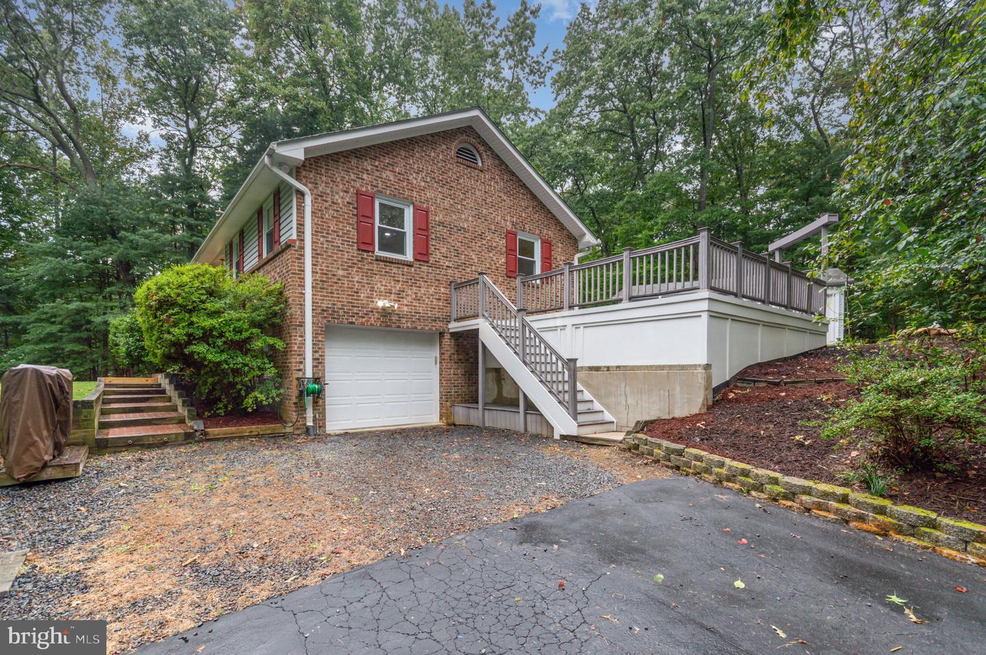 13750 ENSENADA CT, MANASSAS, Virginia 20112, 4 Bedrooms Bedrooms, ,3 BathroomsBathrooms,Residential,For sale,13750 ENSENADA CT,VAPW2103764 MLS # VAPW2103764