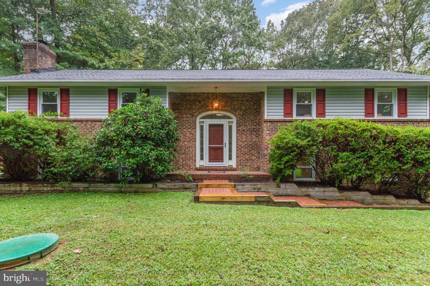 13750 ENSENADA CT, MANASSAS, Virginia 20112, 4 Bedrooms Bedrooms, ,3 BathroomsBathrooms,Residential,For sale,13750 ENSENADA CT,VAPW2103764 MLS # VAPW2103764