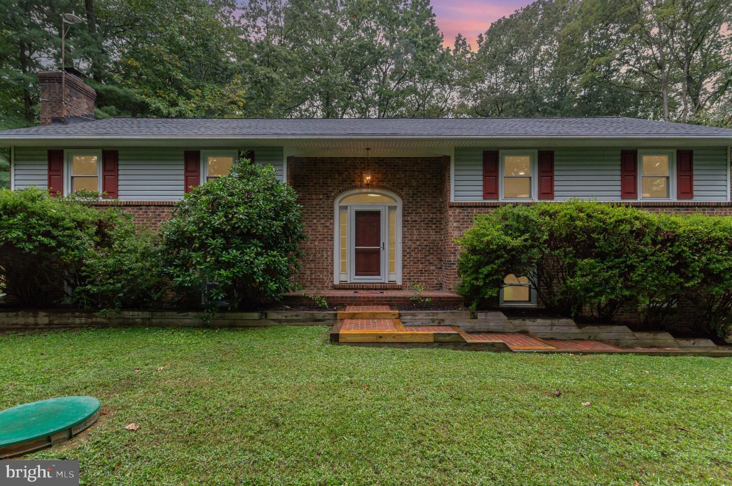 13750 ENSENADA CT, MANASSAS, Virginia 20112, 4 Bedrooms Bedrooms, ,3 BathroomsBathrooms,Residential,For sale,13750 ENSENADA CT,VAPW2103764 MLS # VAPW2103764