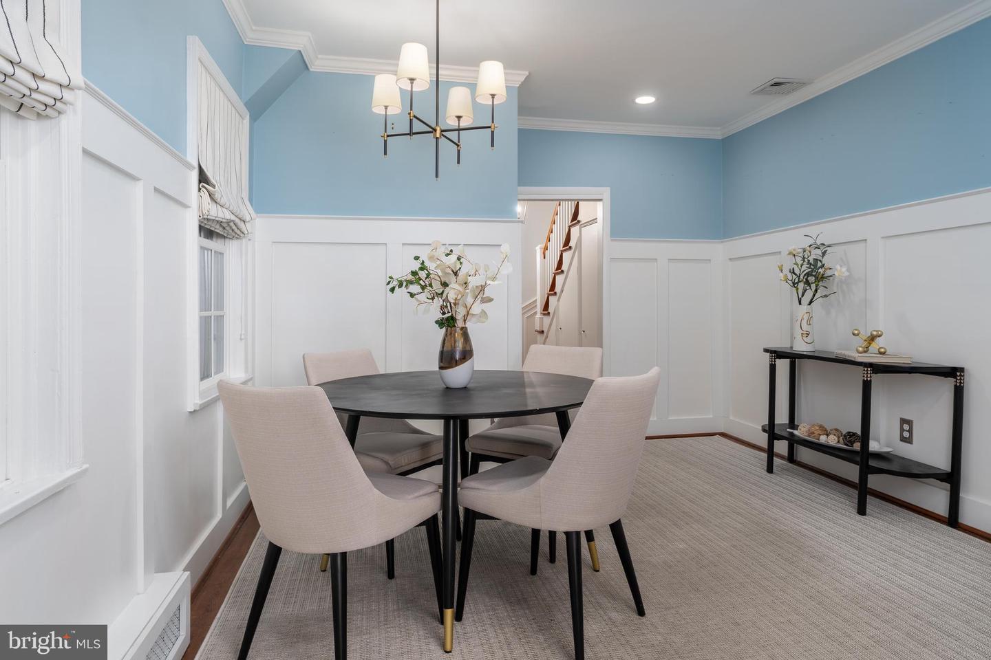 744 7TH ST SE, WASHINGTON, District Of Columbia 20003, 5 Bedrooms Bedrooms, 10 Rooms Rooms,4 BathroomsBathrooms,Residential,For sale,744 7TH ST SE,DCDC2226066 MLS # DCDC2226066