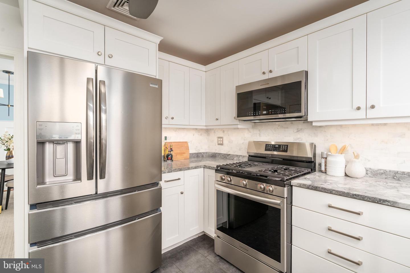 744 7TH ST SE, WASHINGTON, District Of Columbia 20003, 5 Bedrooms Bedrooms, 10 Rooms Rooms,4 BathroomsBathrooms,Residential,For sale,744 7TH ST SE,DCDC2226066 MLS # DCDC2226066