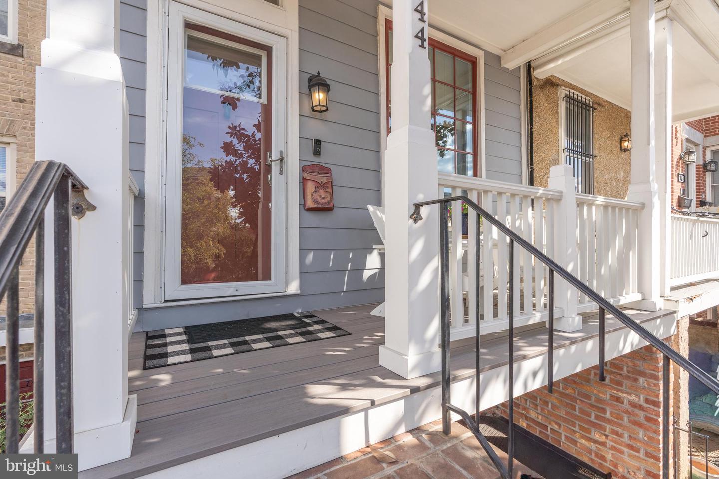 744 7TH ST SE, WASHINGTON, District Of Columbia 20003, 5 Bedrooms Bedrooms, 10 Rooms Rooms,4 BathroomsBathrooms,Residential,For sale,744 7TH ST SE,DCDC2226066 MLS # DCDC2226066