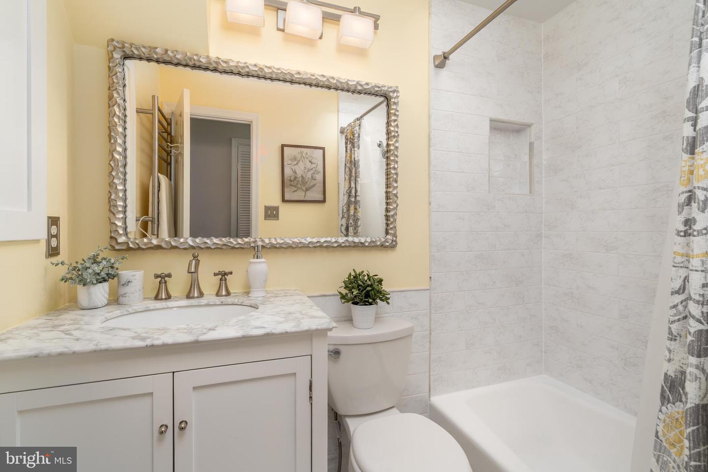 744 7TH ST SE, WASHINGTON, District Of Columbia 20003, 5 Bedrooms Bedrooms, 10 Rooms Rooms,4 BathroomsBathrooms,Residential,For sale,744 7TH ST SE,DCDC2226066 MLS # DCDC2226066