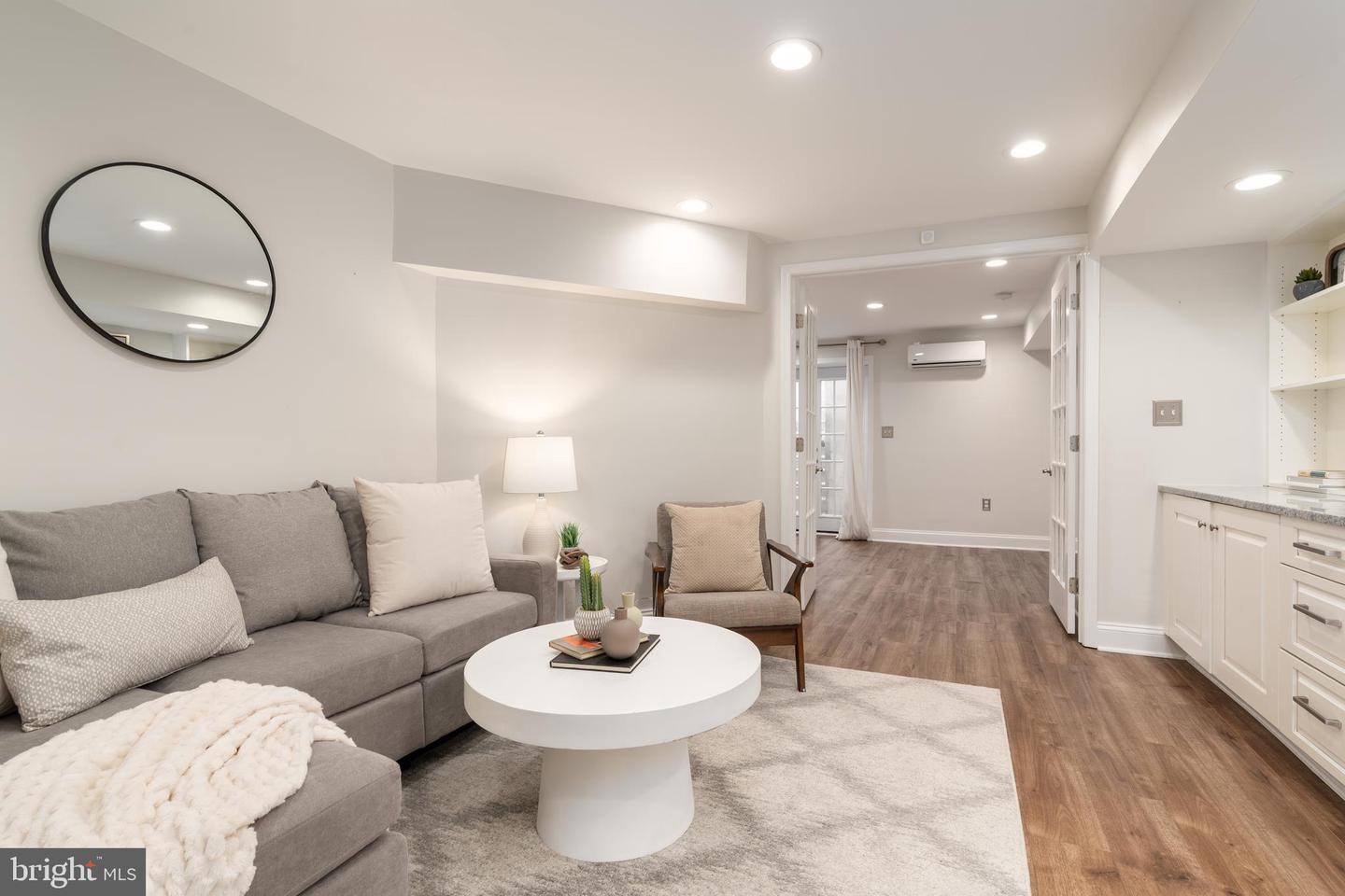 744 7TH ST SE, WASHINGTON, District Of Columbia 20003, 5 Bedrooms Bedrooms, 10 Rooms Rooms,4 BathroomsBathrooms,Residential,For sale,744 7TH ST SE,DCDC2226066 MLS # DCDC2226066