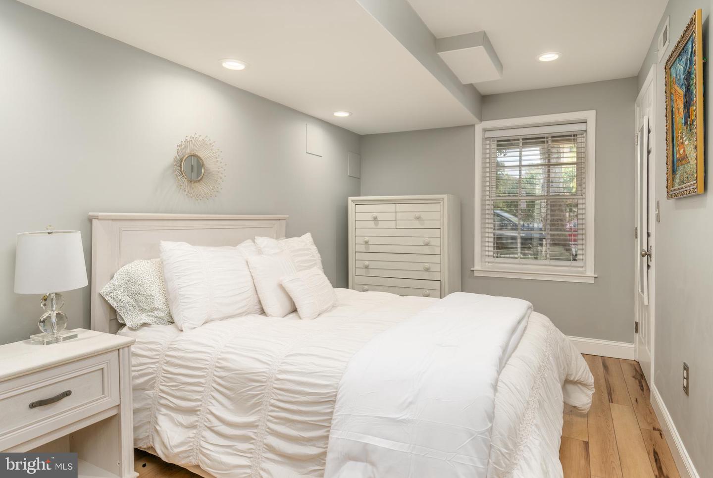 744 7TH ST SE, WASHINGTON, District Of Columbia 20003, 5 Bedrooms Bedrooms, 10 Rooms Rooms,4 BathroomsBathrooms,Residential,For sale,744 7TH ST SE,DCDC2226066 MLS # DCDC2226066