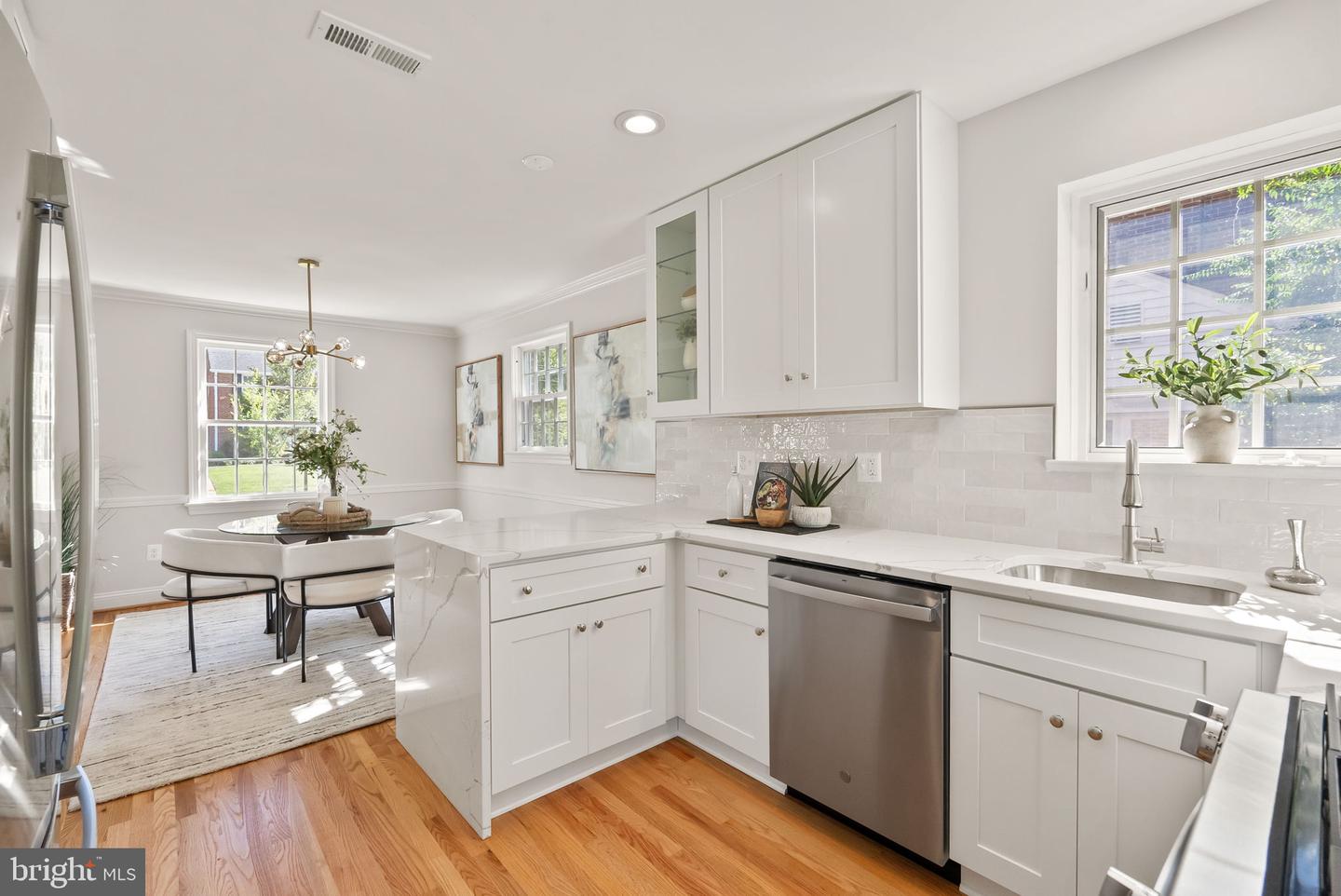 620 MELROSE ST, ALEXANDRIA, Virginia 22302, 4 Bedrooms Bedrooms, ,3 BathroomsBathrooms,Residential,For sale,620 MELROSE ST,VAAX2050746 MLS # VAAX2050746