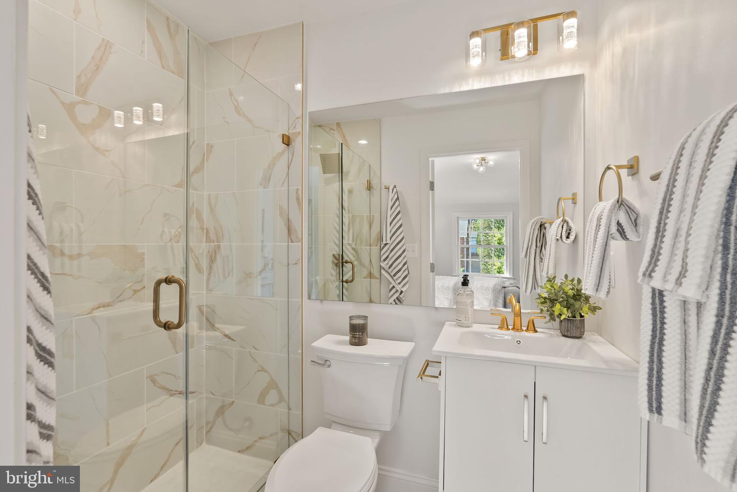 620 MELROSE ST, ALEXANDRIA, Virginia 22302, 4 Bedrooms Bedrooms, ,3 BathroomsBathrooms,Residential,For sale,620 MELROSE ST,VAAX2050746 MLS # VAAX2050746