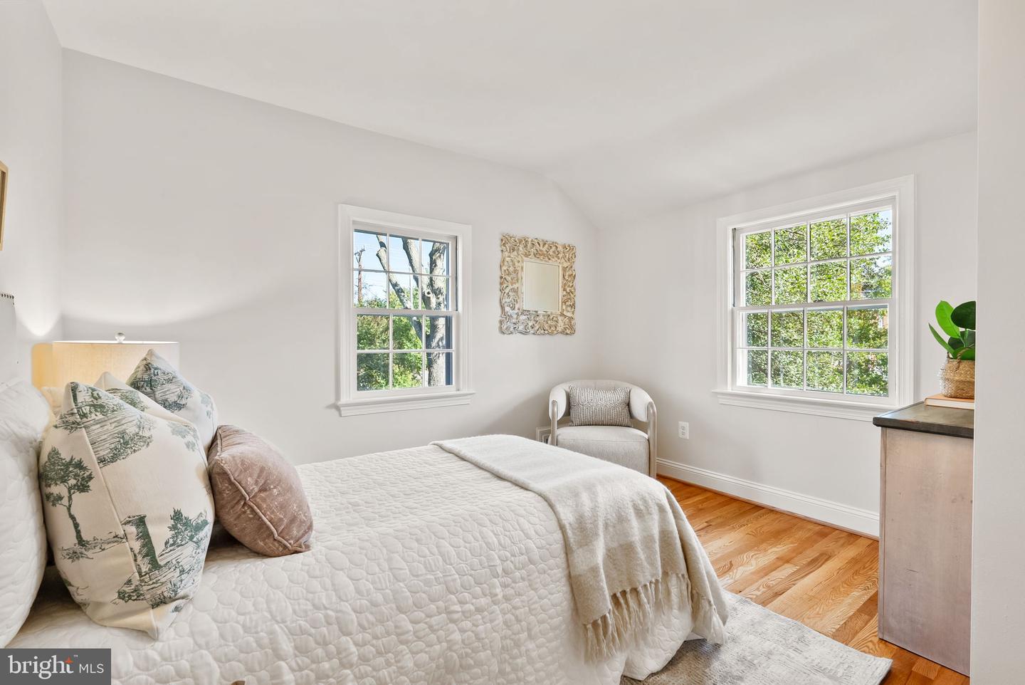 620 MELROSE ST, ALEXANDRIA, Virginia 22302, 4 Bedrooms Bedrooms, ,3 BathroomsBathrooms,Residential,For sale,620 MELROSE ST,VAAX2050746 MLS # VAAX2050746