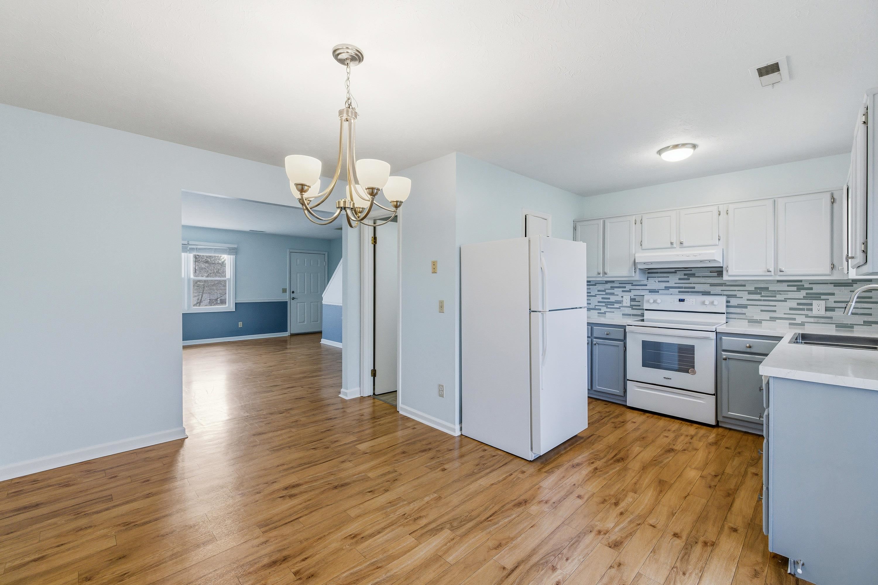 830 VINE ST, HARRISONBURG, Virginia 22802, 3 Bedrooms Bedrooms, ,1 BathroomBathrooms,Residential,830 VINE ST,672245 MLS # 672245