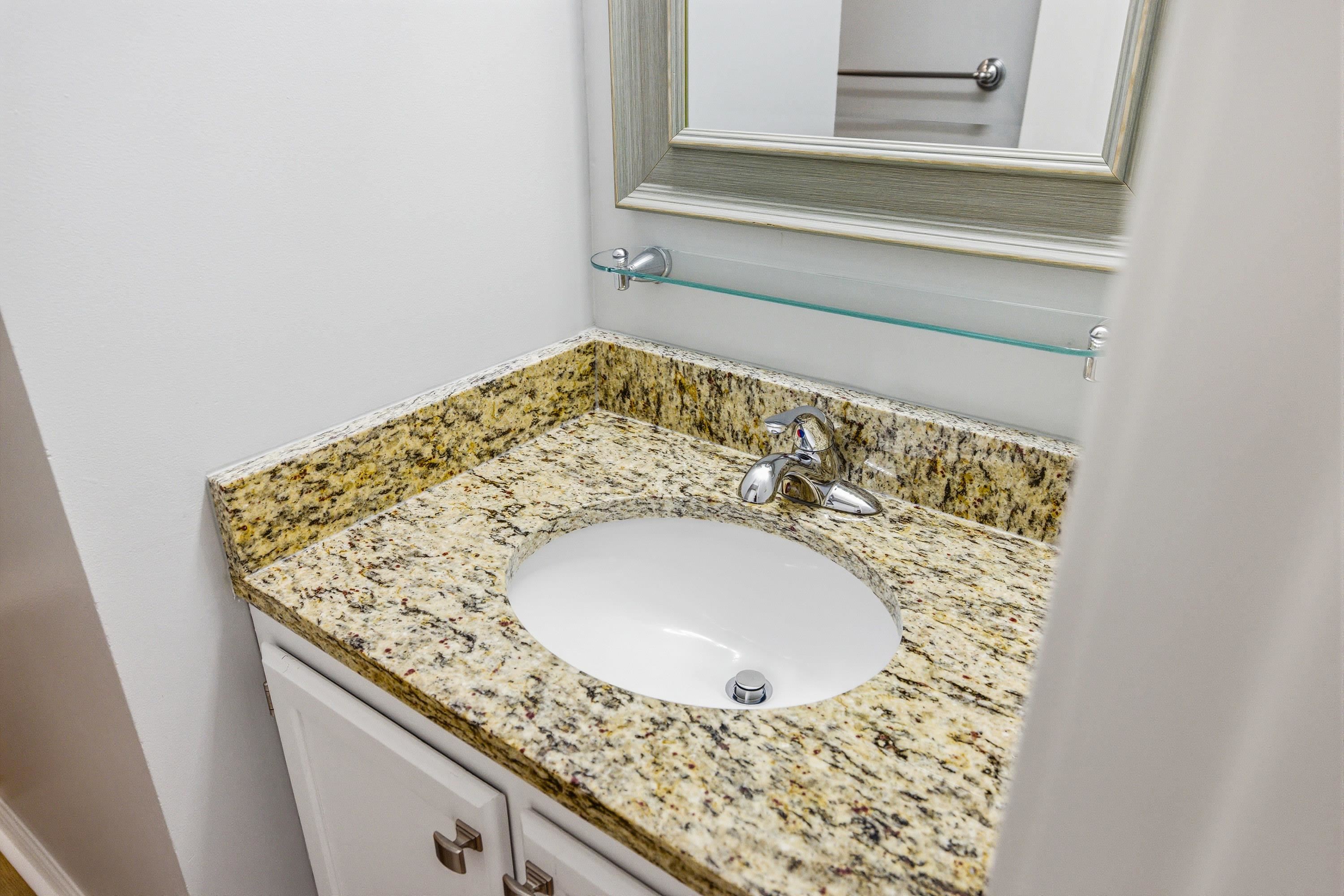 830 VINE ST, HARRISONBURG, Virginia 22802, 3 Bedrooms Bedrooms, ,1 BathroomBathrooms,Residential,830 VINE ST,672245 MLS # 672245