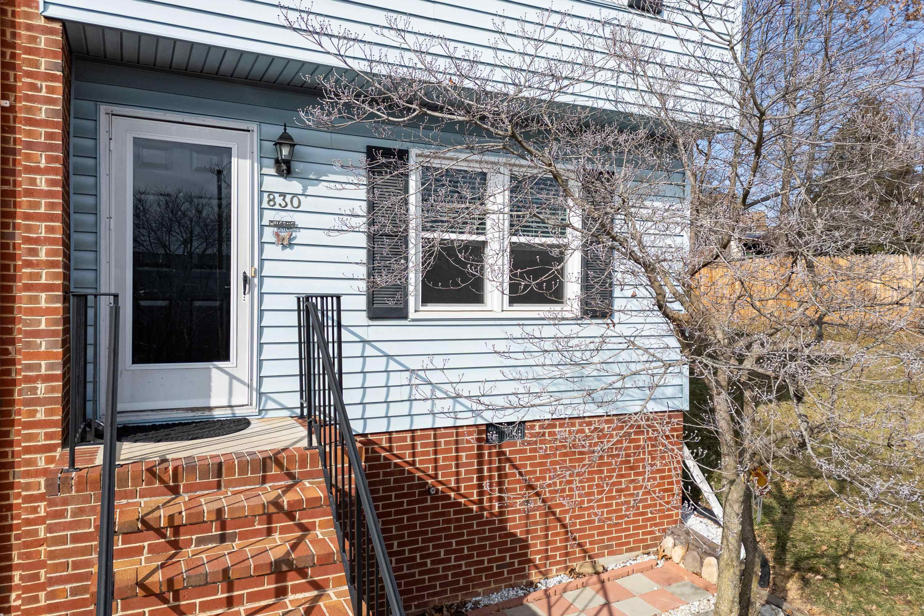 830 VINE ST, HARRISONBURG, Virginia 22802, 3 Bedrooms Bedrooms, ,1 BathroomBathrooms,Residential,830 VINE ST,672245 MLS # 672245