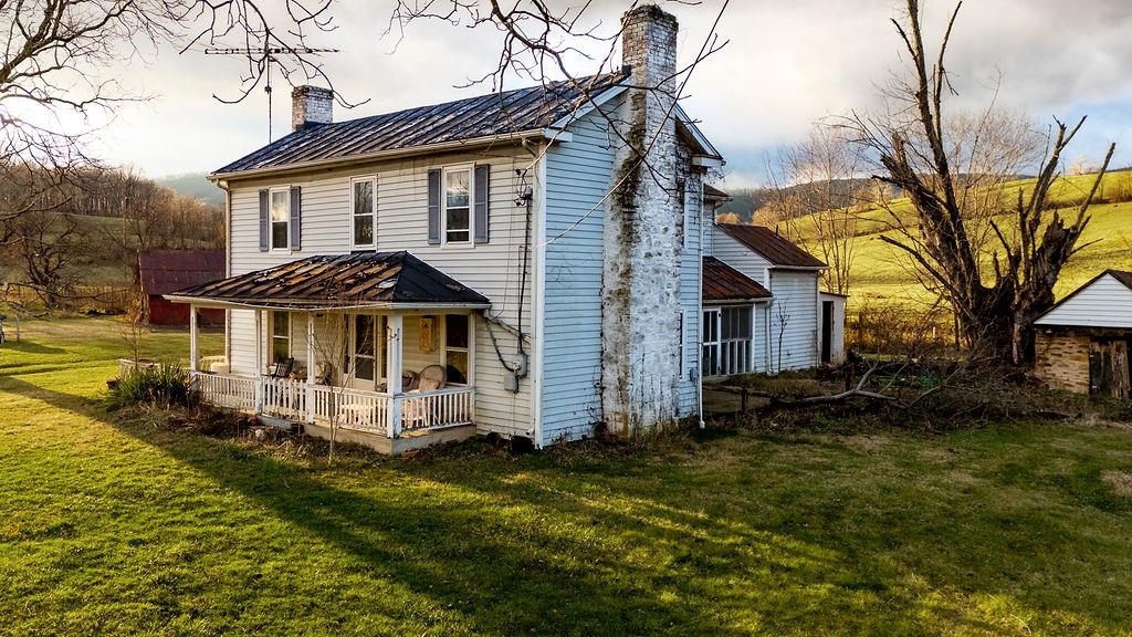 339 BUFFALO BRANCH LN, SWOOPE, Virginia 24479, 4 Bedrooms Bedrooms, ,1 BathroomBathrooms,Residential,339 BUFFALO BRANCH LN,671952 MLS # 671952