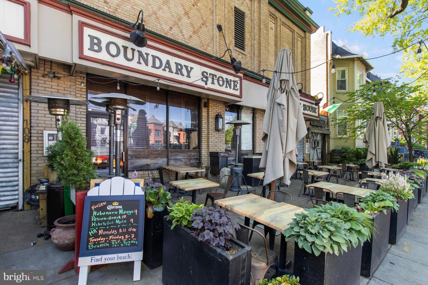 58 T ST NW #1, WASHINGTON, District Of Columbia 20001, 2 Bedrooms Bedrooms, ,1 BathroomBathrooms,Residential,For sale,58 T ST NW #1,DCDC2231406 MLS # DCDC2231406