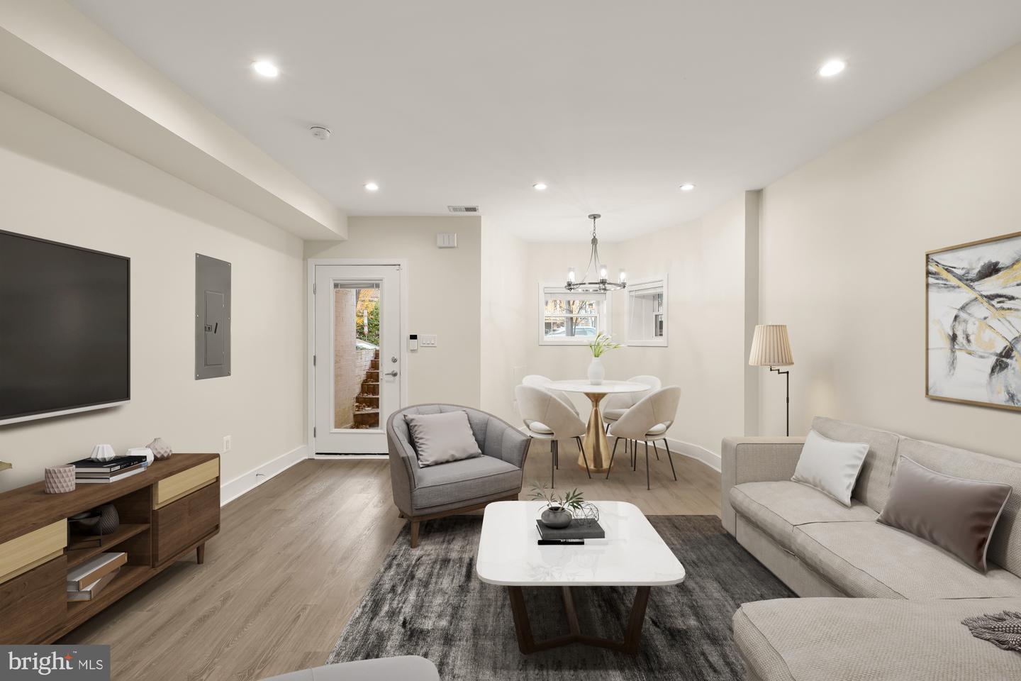 58 T ST NW #1, WASHINGTON, District Of Columbia 20001, 2 Bedrooms Bedrooms, ,1 BathroomBathrooms,Residential,For sale,58 T ST NW #1,DCDC2231406 MLS # DCDC2231406