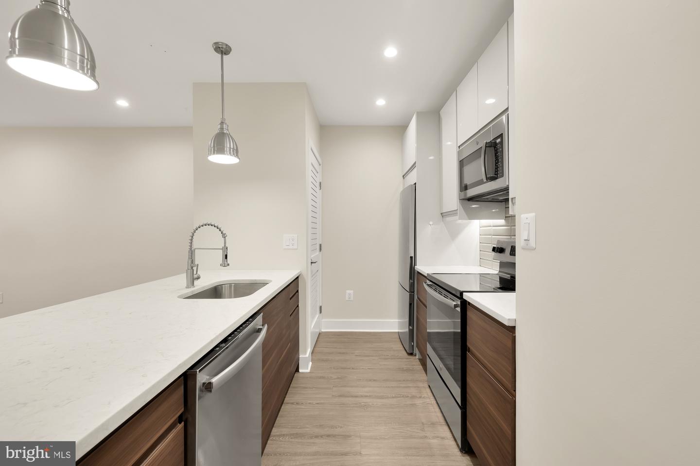 58 T ST NW #1, WASHINGTON, District Of Columbia 20001, 2 Bedrooms Bedrooms, ,1 BathroomBathrooms,Residential,For sale,58 T ST NW #1,DCDC2231406 MLS # DCDC2231406