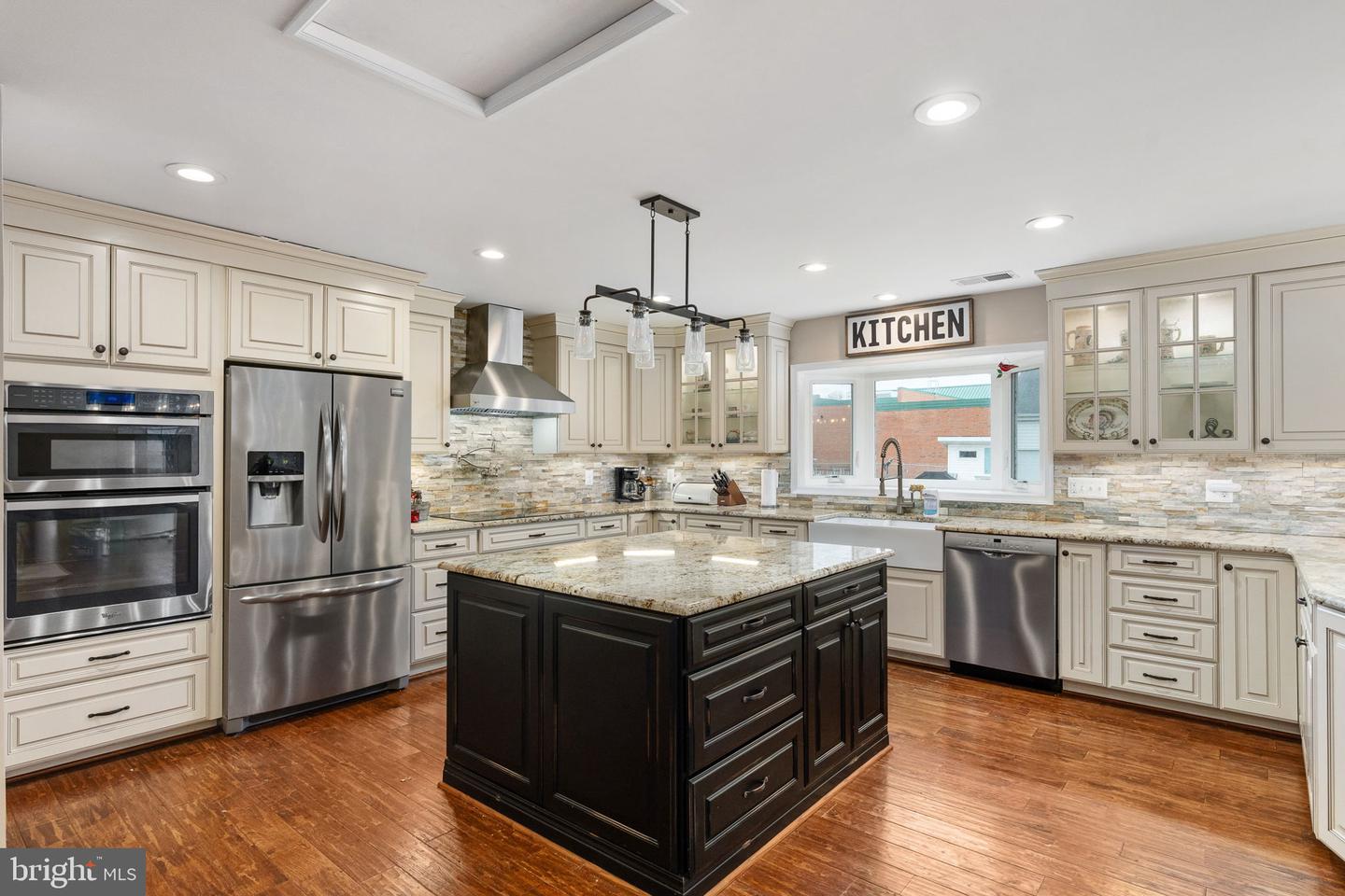 1412 DEVILS REACH RD, WOODBRIDGE, Virginia 22192, 4 Bedrooms Bedrooms, ,3 BathroomsBathrooms,Residential,For sale,1412 DEVILS REACH RD,VAPW2108384 MLS # VAPW2108384