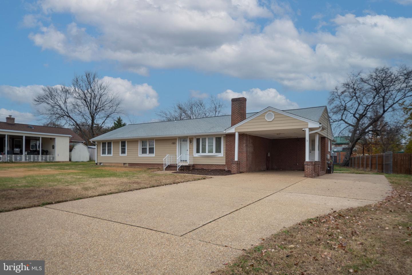 1412 DEVILS REACH RD, WOODBRIDGE, Virginia 22192, 4 Bedrooms Bedrooms, ,3 BathroomsBathrooms,Residential,For sale,1412 DEVILS REACH RD,VAPW2108384 MLS # VAPW2108384